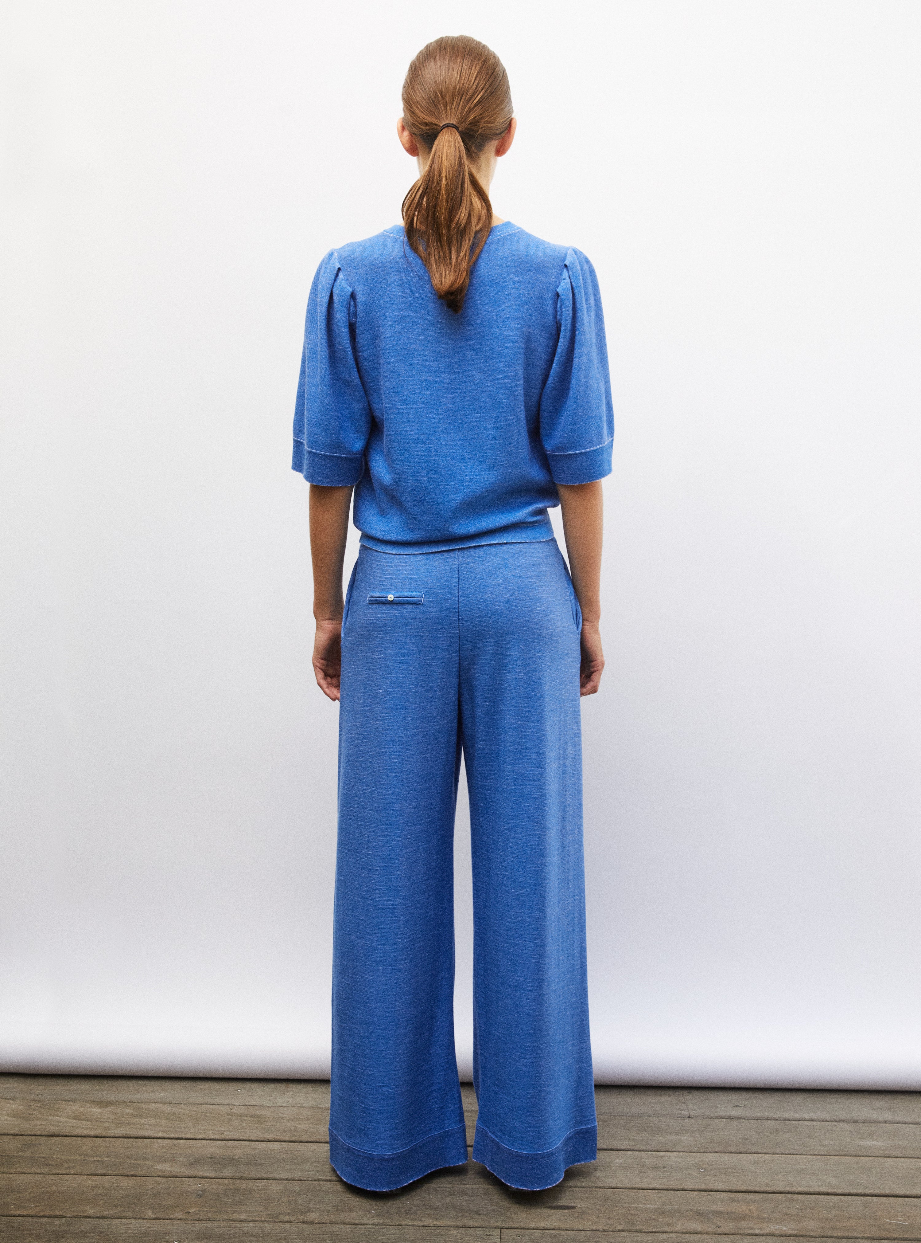 Top en maille manches froncées royal blue denim - Vêtement de luxe femme