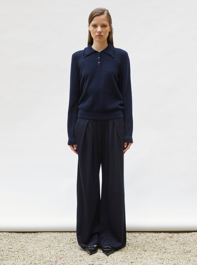 fine knit top with a flounced collar - Image principale