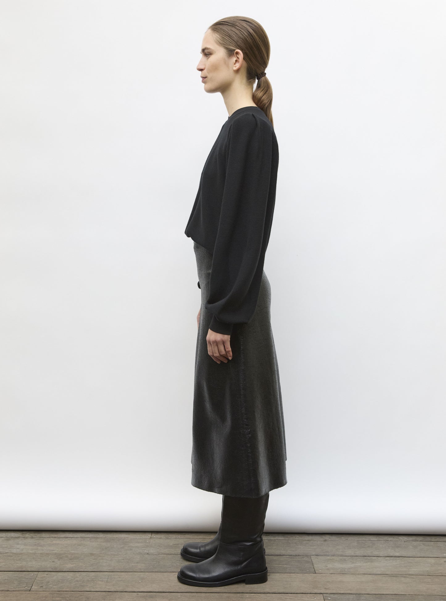 Pull fin manches froncées noir profond - Pull de luxe