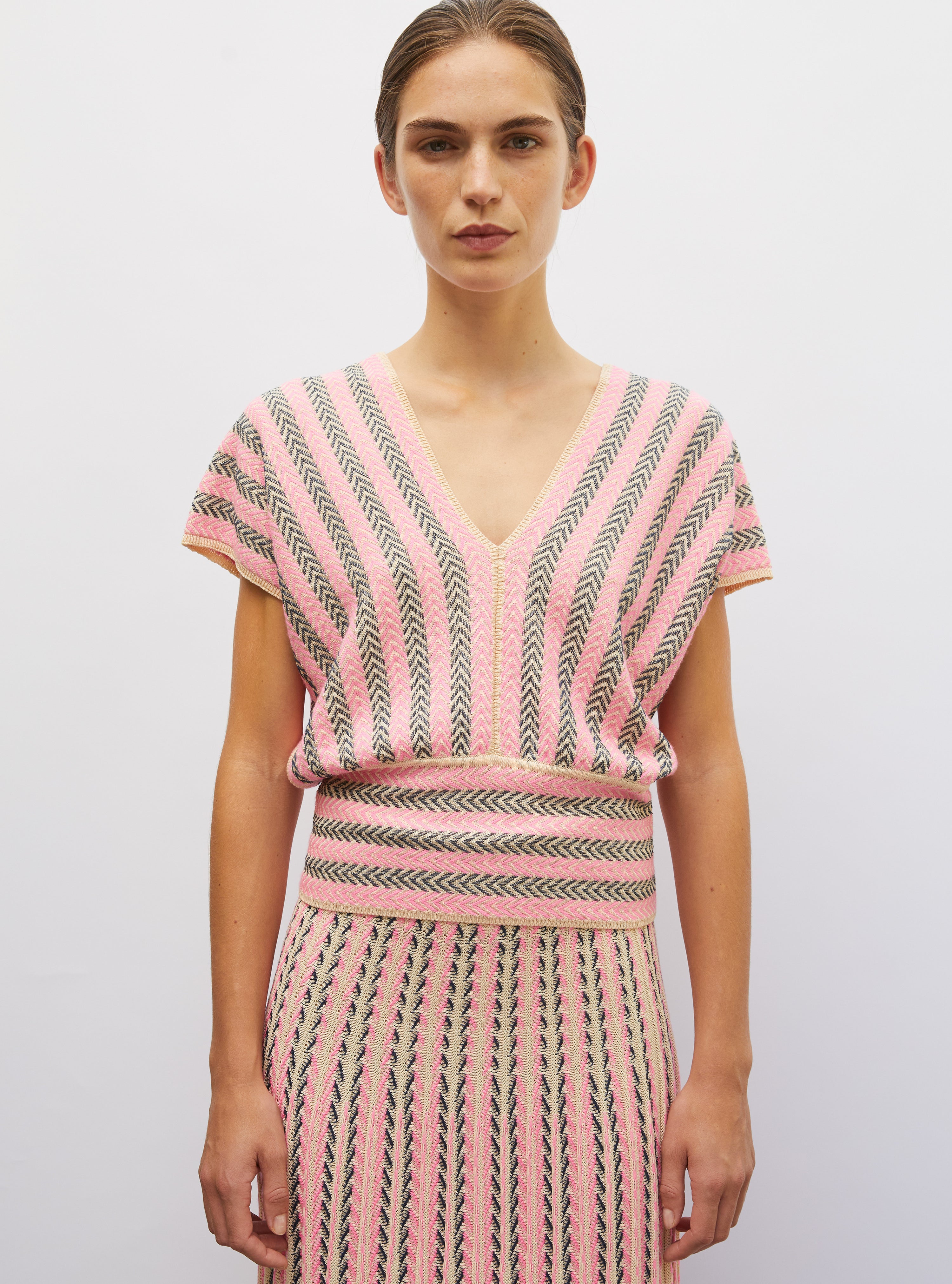 Top de luxe femme - Top V maille chevron dune-blueberry-rose fluo