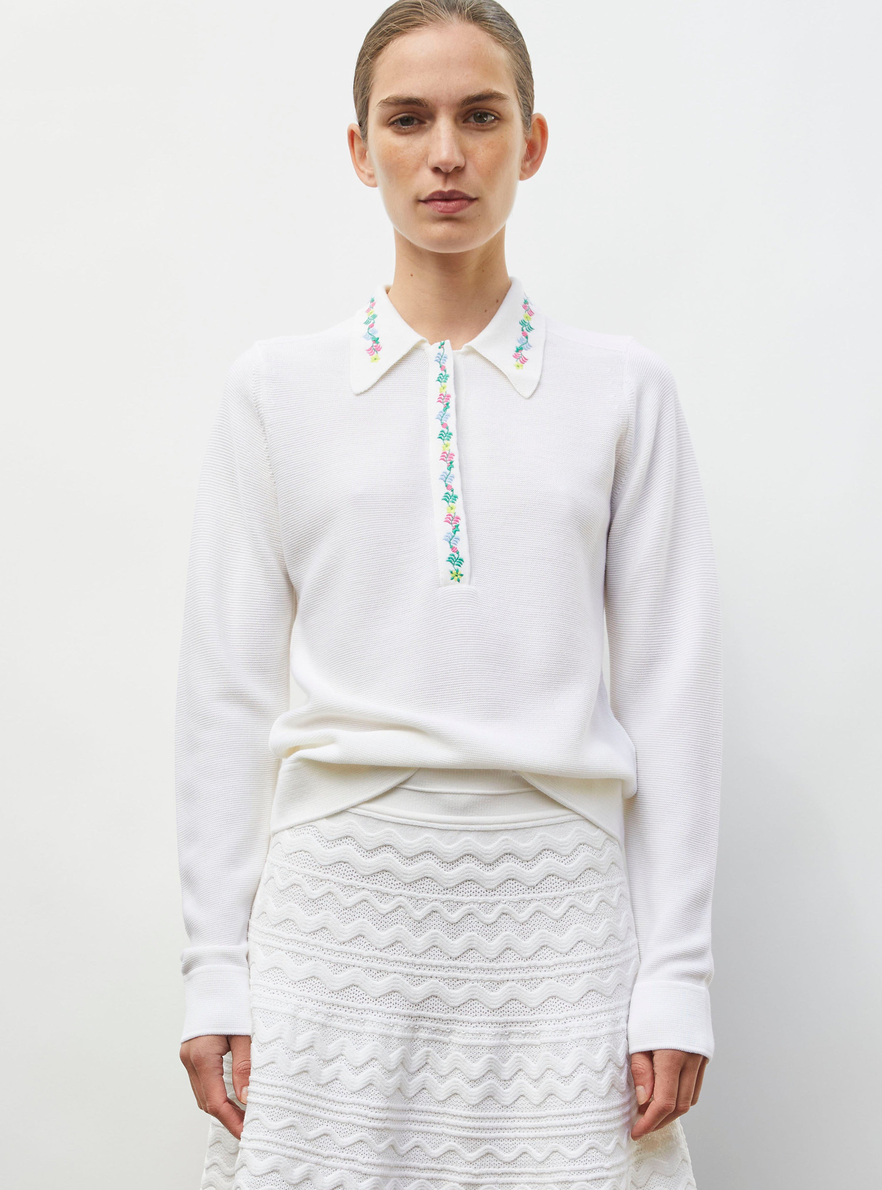 Chemise maille brodée fleurs milk - Vêtement de luxe femme