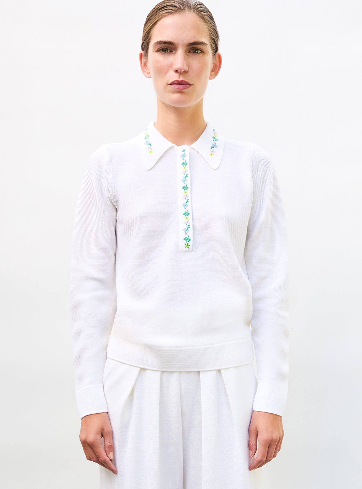 Chemise maille brodée fleurs milk - Vêtement de luxe femme