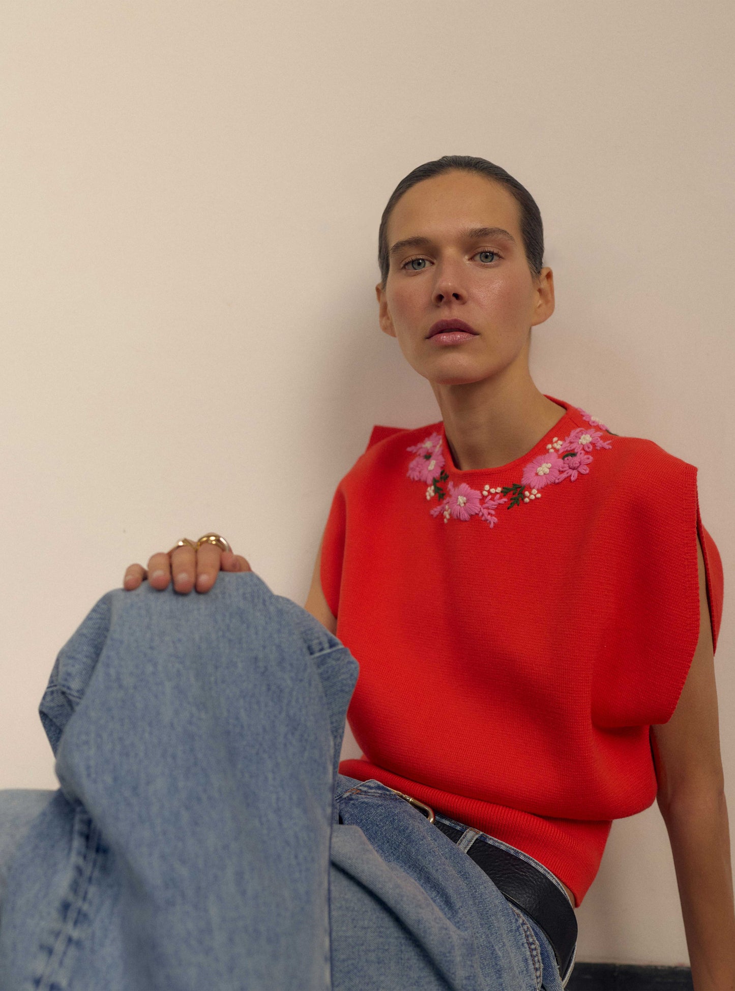 Top maille détails brodés main orange sanguine-cadillac - Molli_campagne