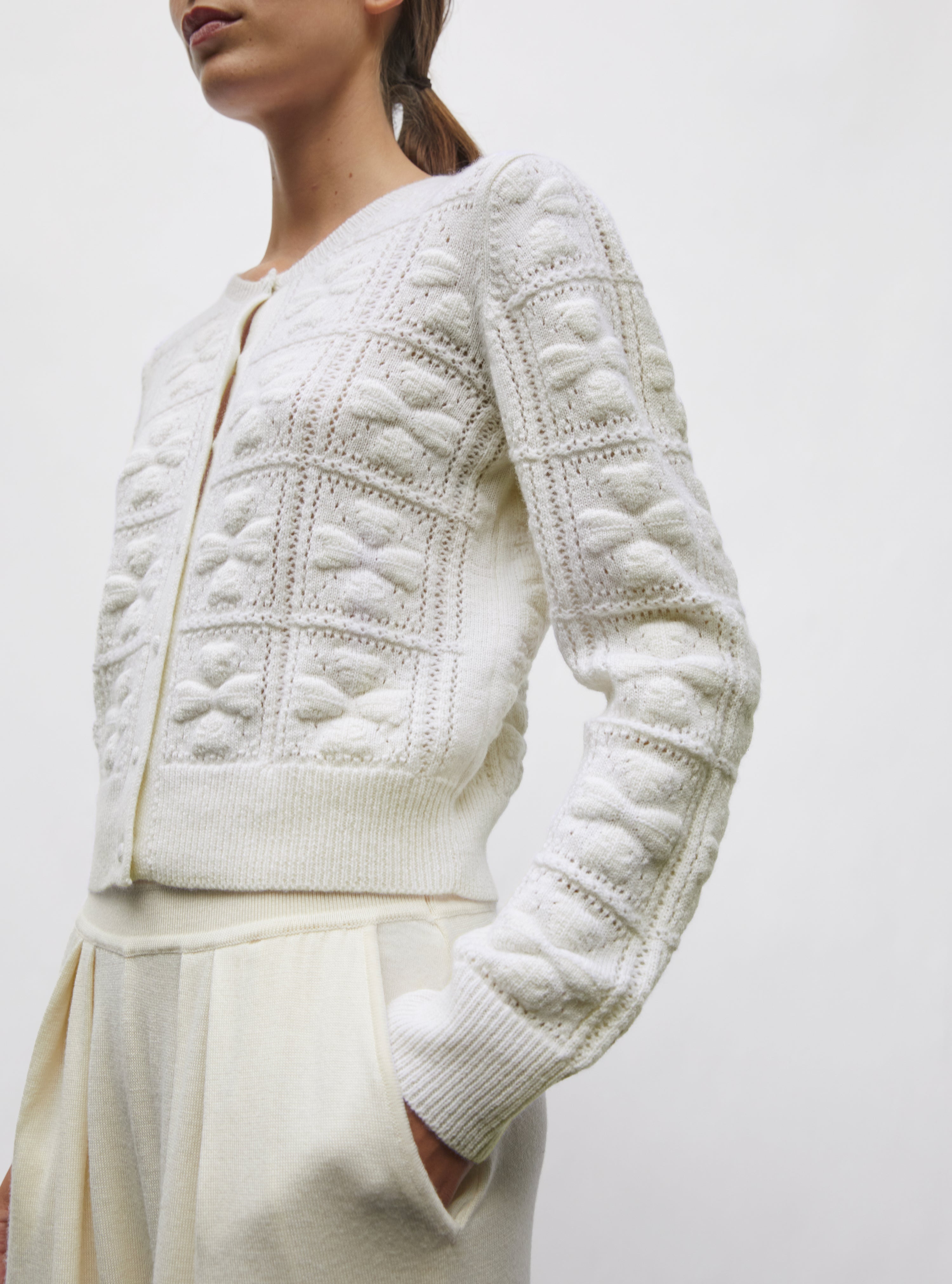 Cardigan en maille de luxe Molli - Cardigan doux maille trèfle naturel 