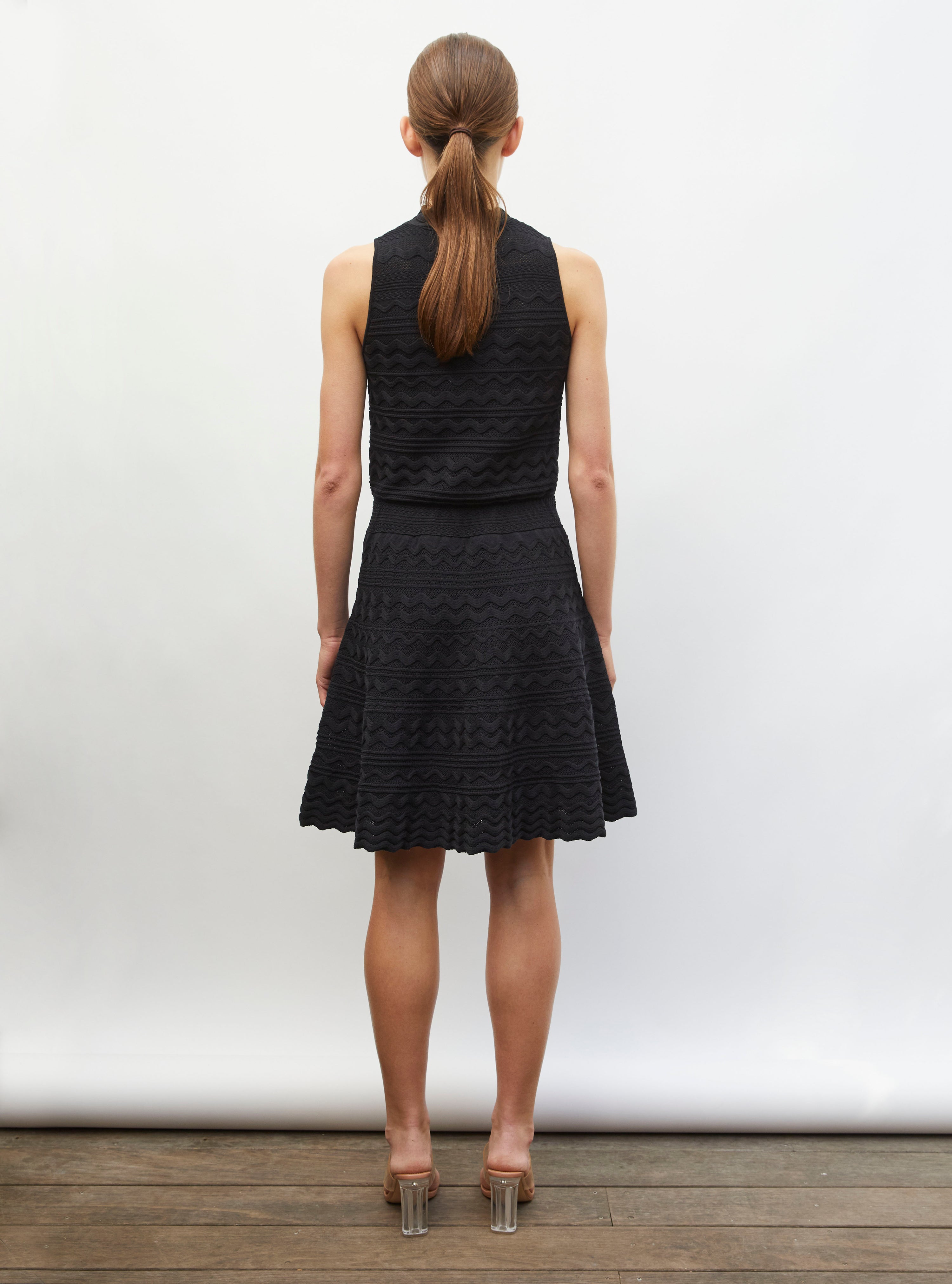 Robe de luxe femme - Robe courte maille croquet noir profond