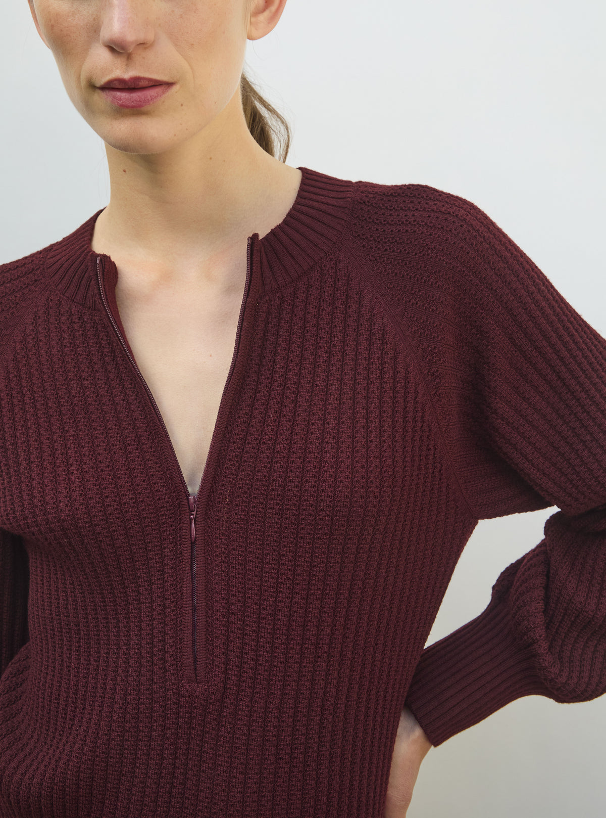 Robe en maille de luxe Molli - Robe fluide maille ondulée amarante