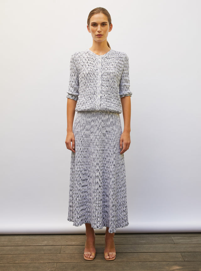 fluid skirt in an origami knit - Image principale