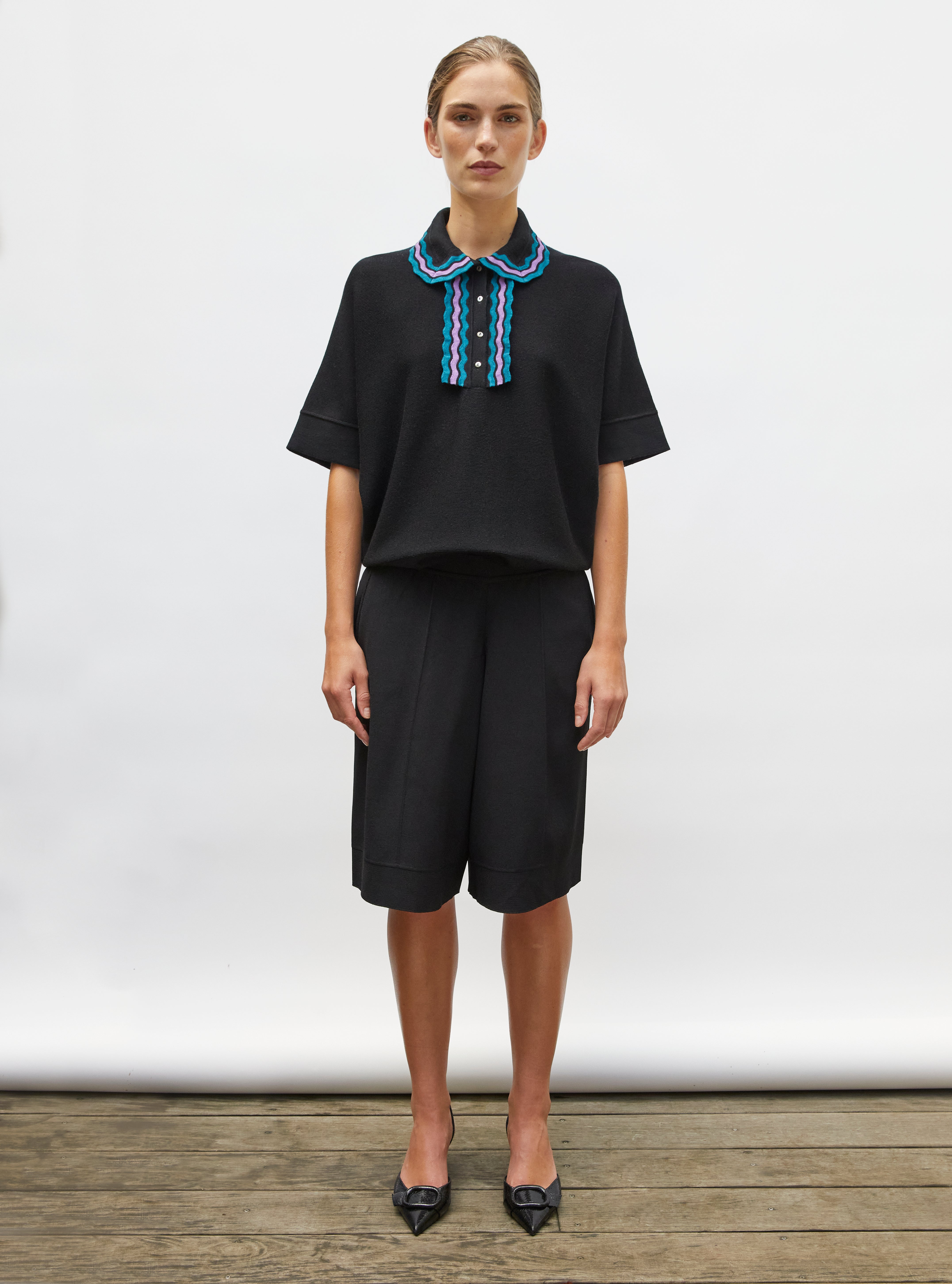 Wide knit top rick-rack edged collar Deep black-multi | Molli