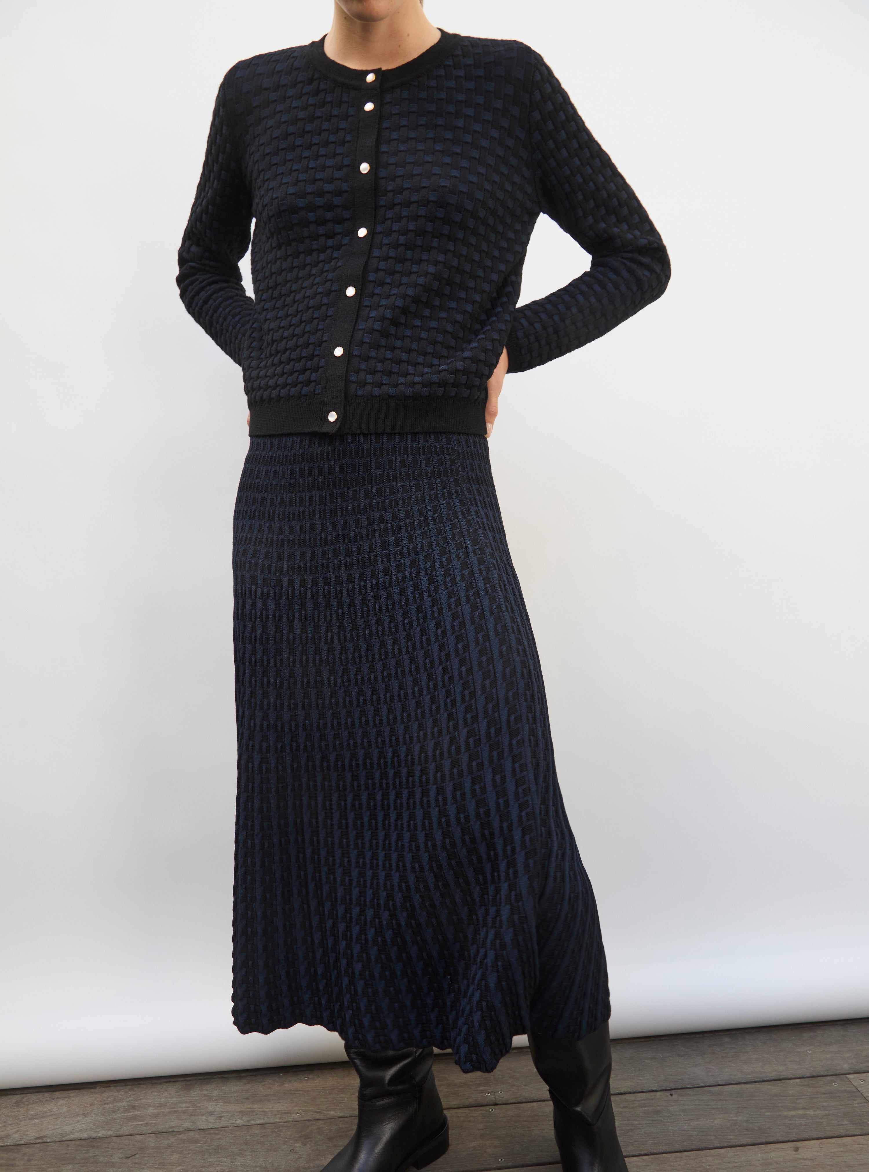 Jupe en maille de luxe Molli - Jupe longue maille cannage noir profond-nuit