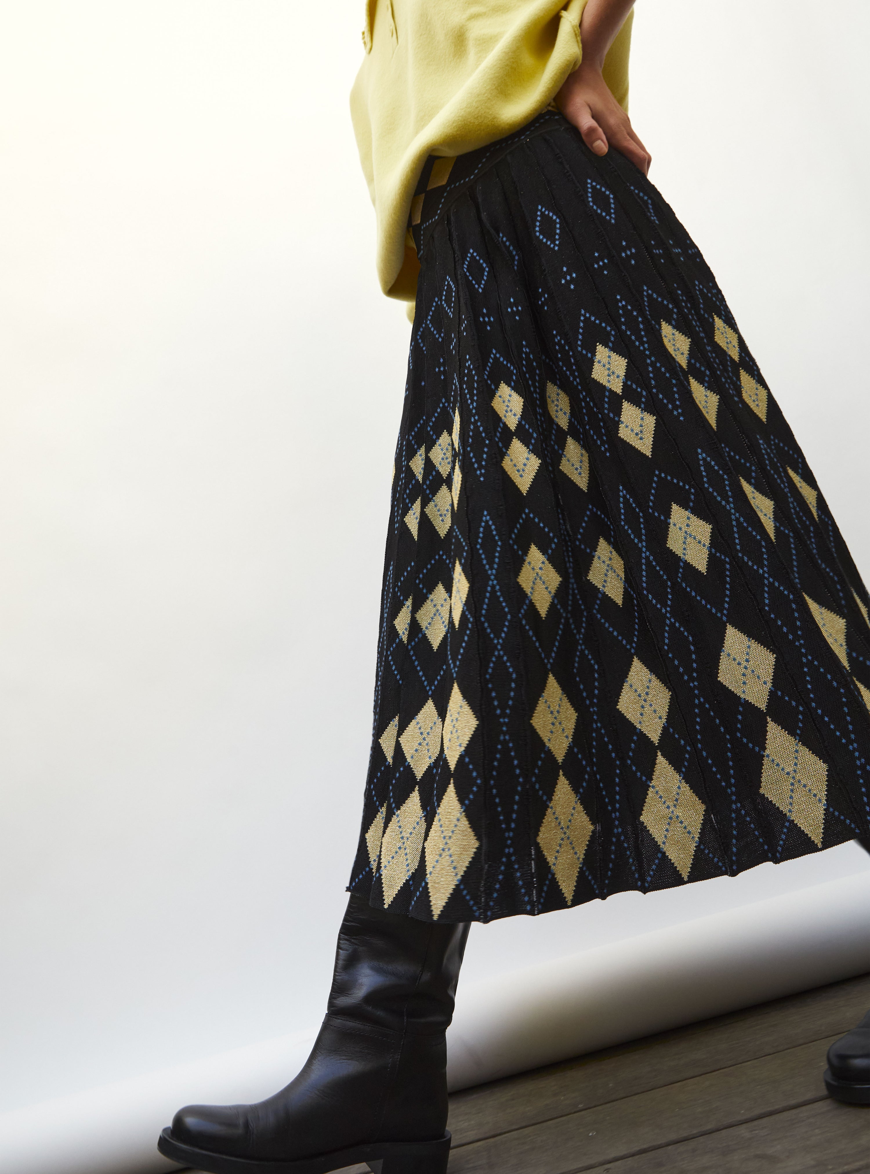 Jupe en maille de luxe Molli - Jupe fluide maille argyle noir profond-multi