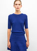 Top fin maille manches coudes bleu faience - Vêtement de luxe femme
