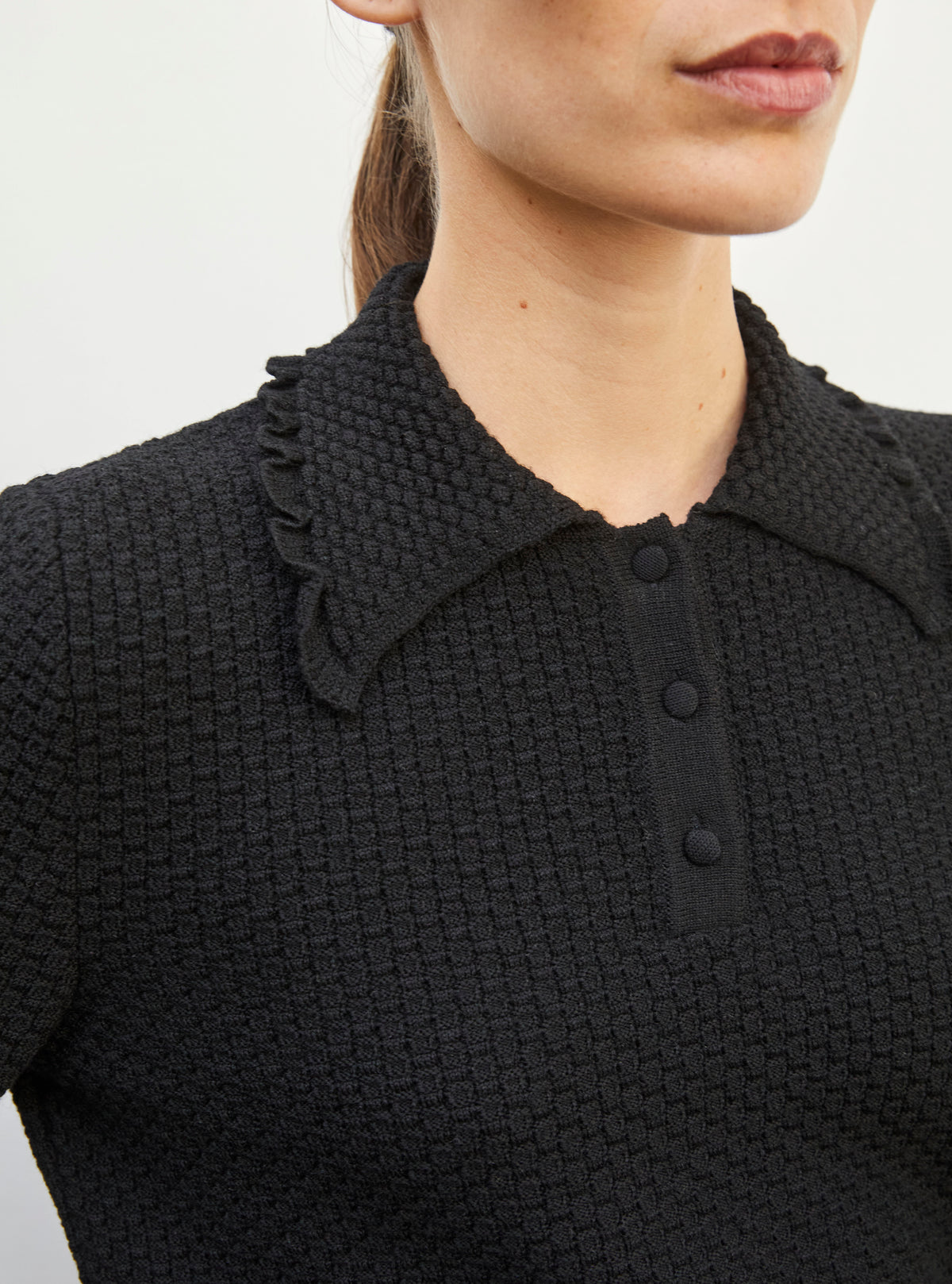 Top en maille de luxe Molli - Top fin maille col volante noir profond 