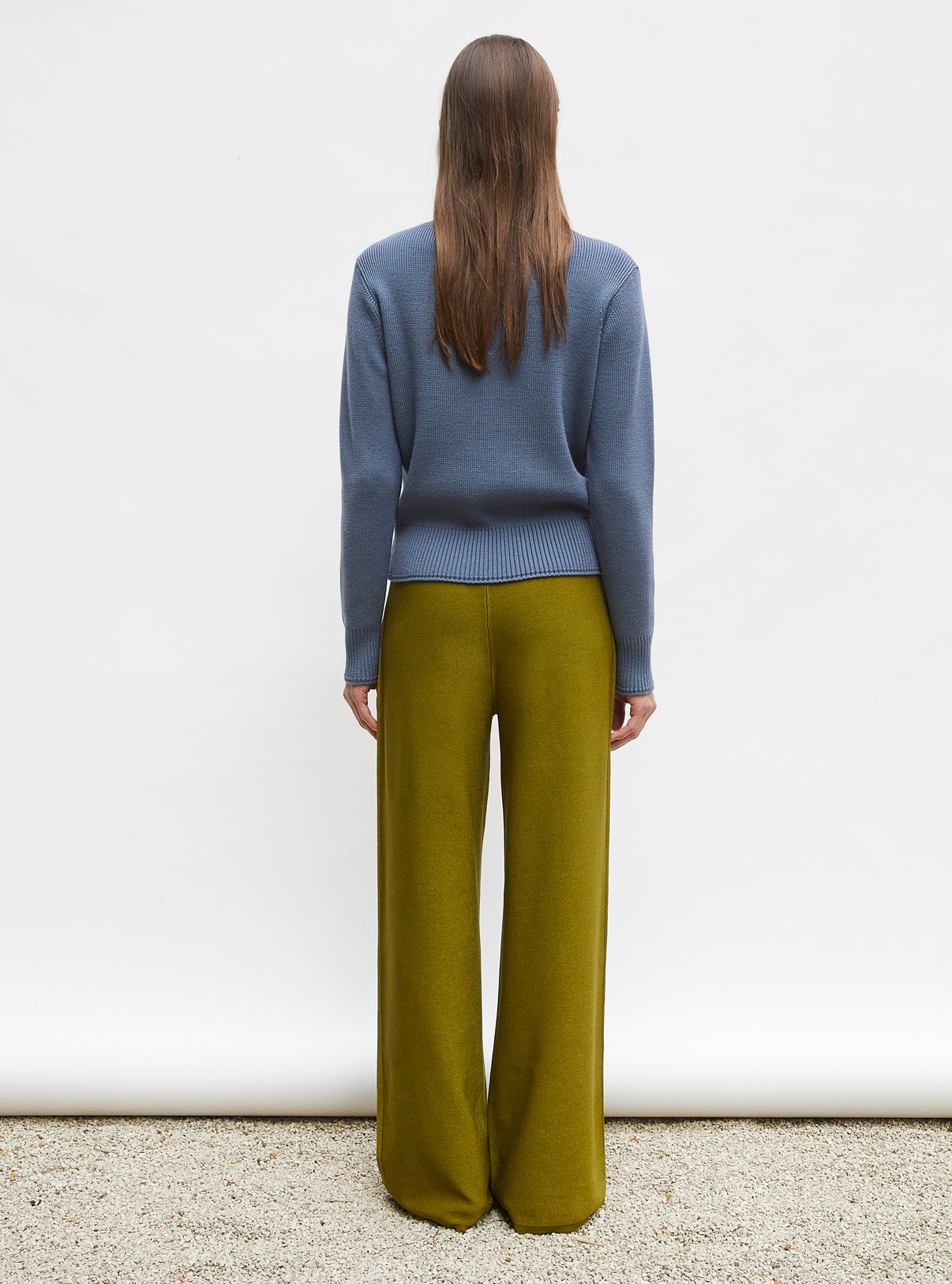 Pull droit à encolure v Acier - Vêtement de luxe femme