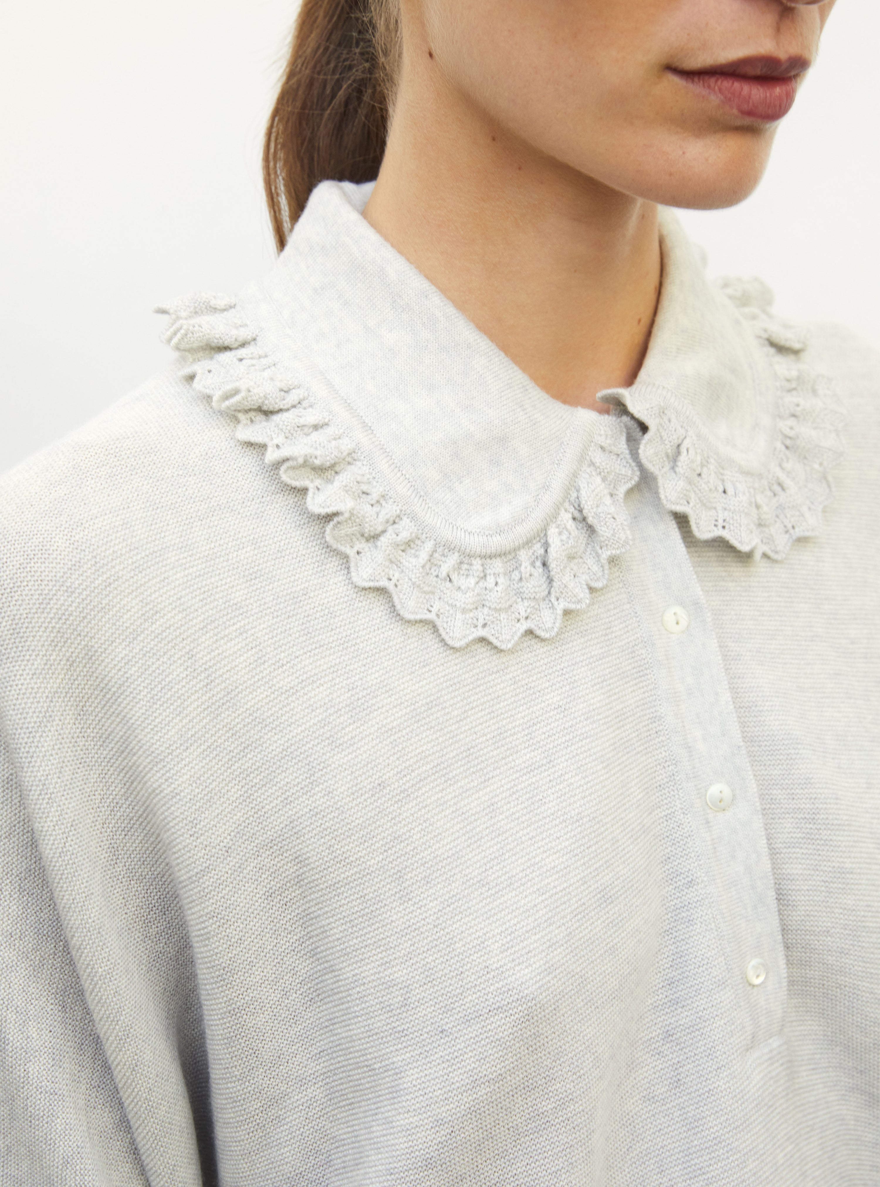 Top en maille de luxe Molli - Top ample col dentelle gris chine clair