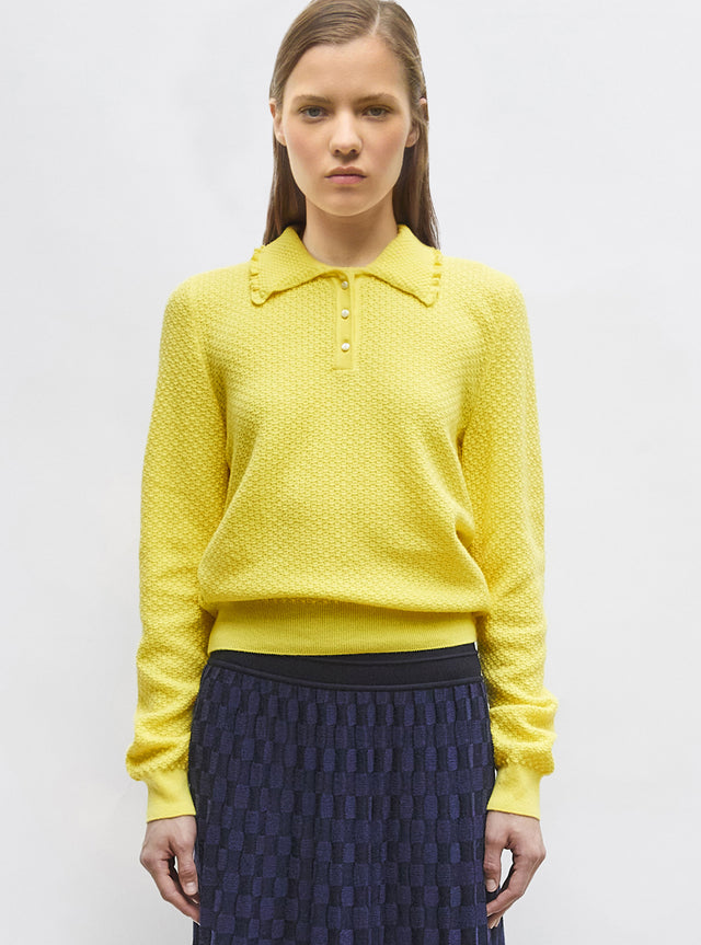 fine knit top with a flounced collar - Image principale
