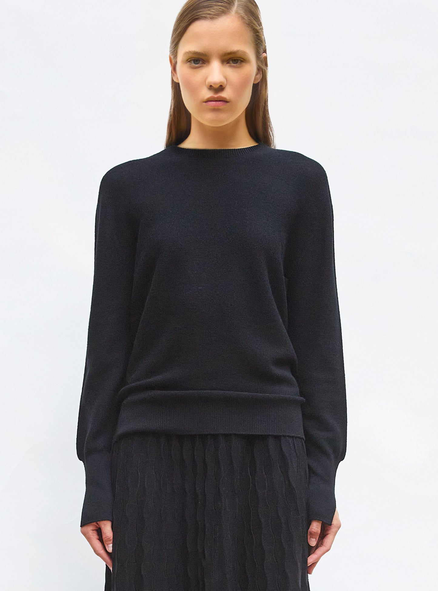 Top fin col rond manches longues noir profond noir profond - Vêtement en maille de luxe Molli