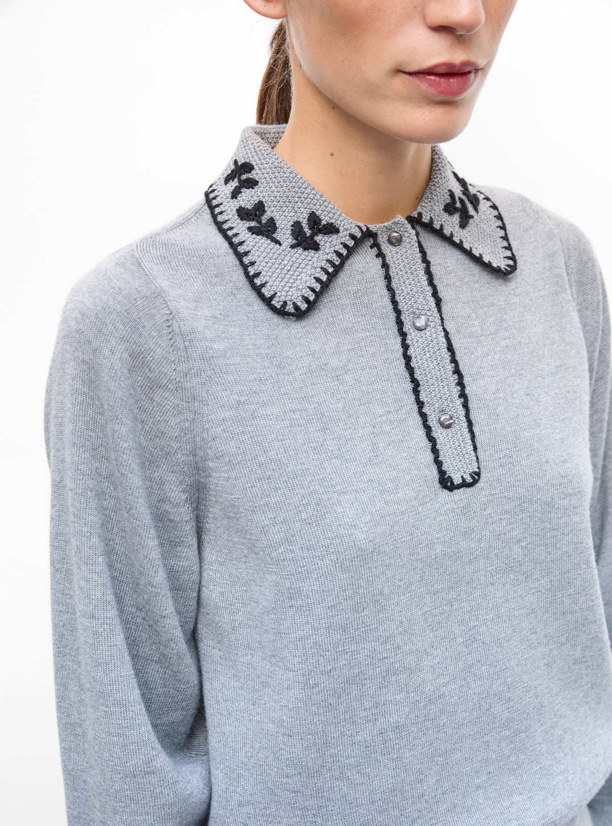 Chemise en maille de luxe Molli - Chemise en maille brodée main gris moyen