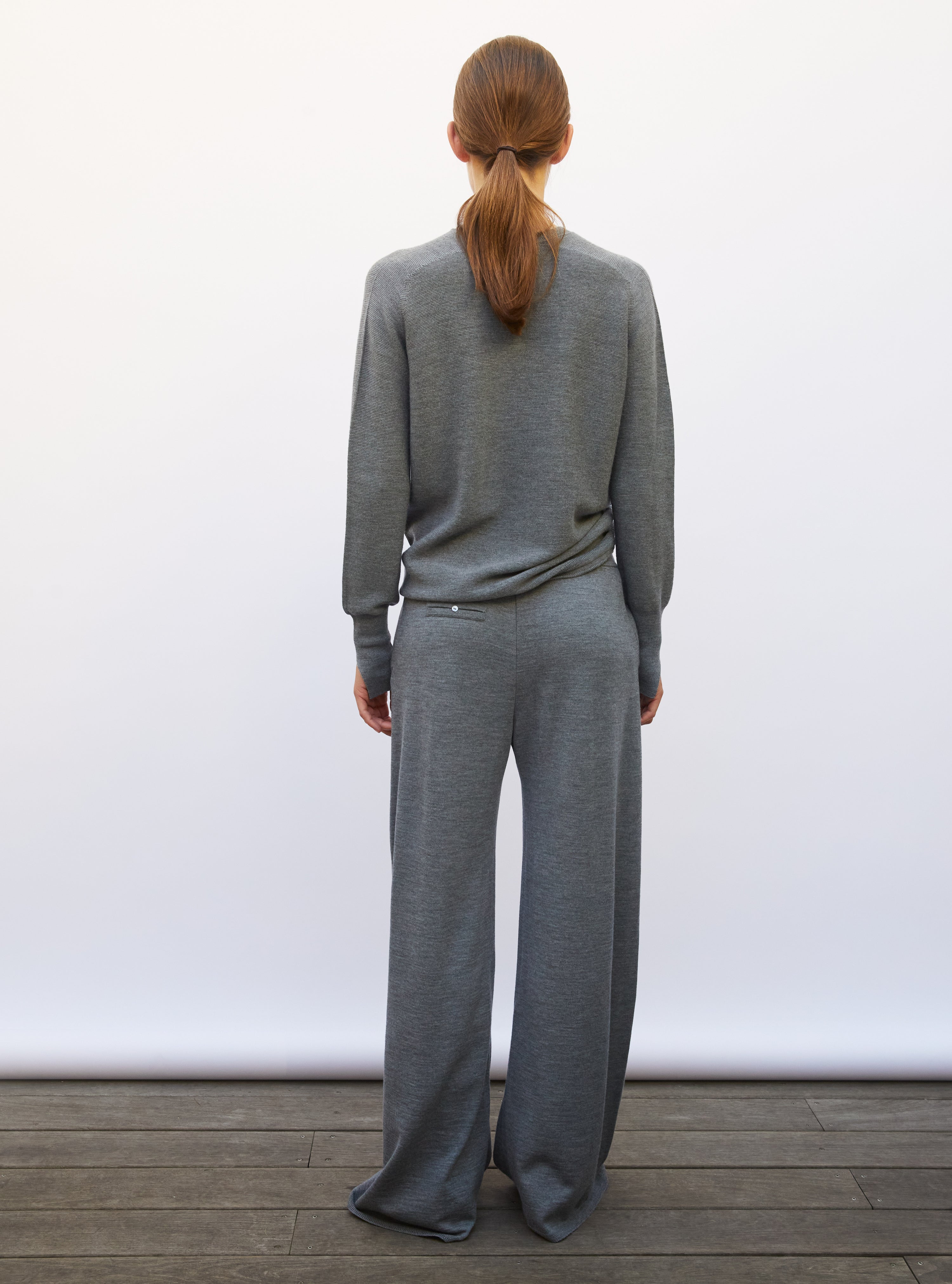 Top fin oversize à col V flanelle - Tops, blouses de luxe