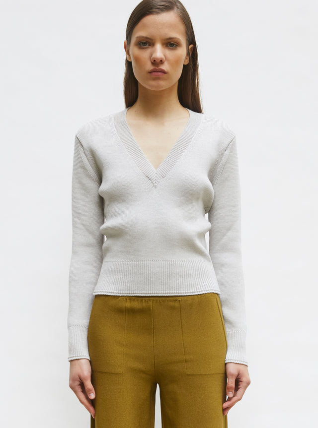 pull col v maille pleine - Image principale