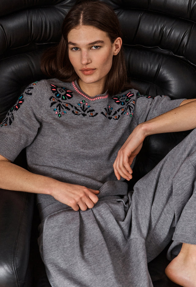 new in <em>découvrir</em> Molli