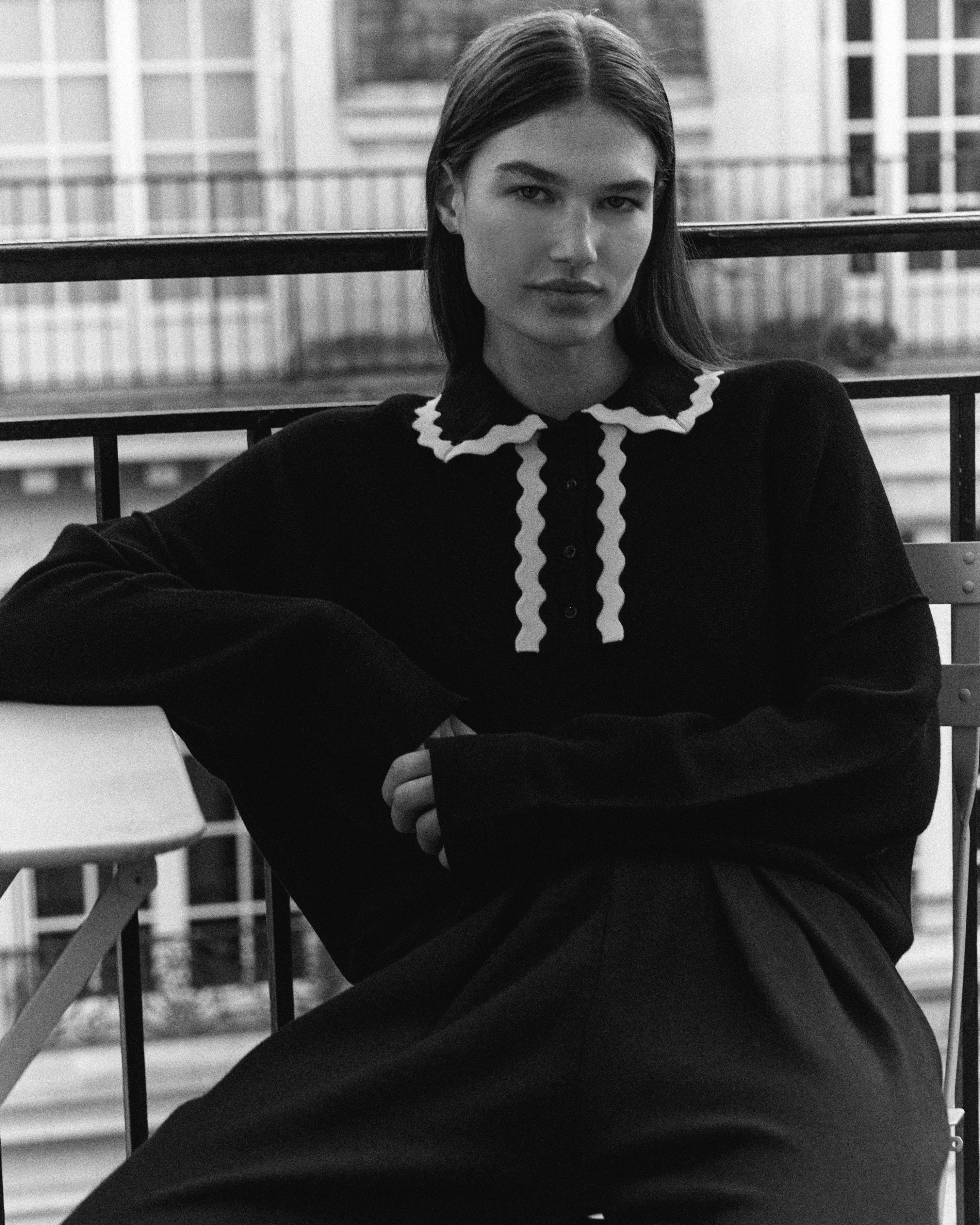 Chemise maille col croquet noir profond-naturel - Vêtement en maille de luxe Molli