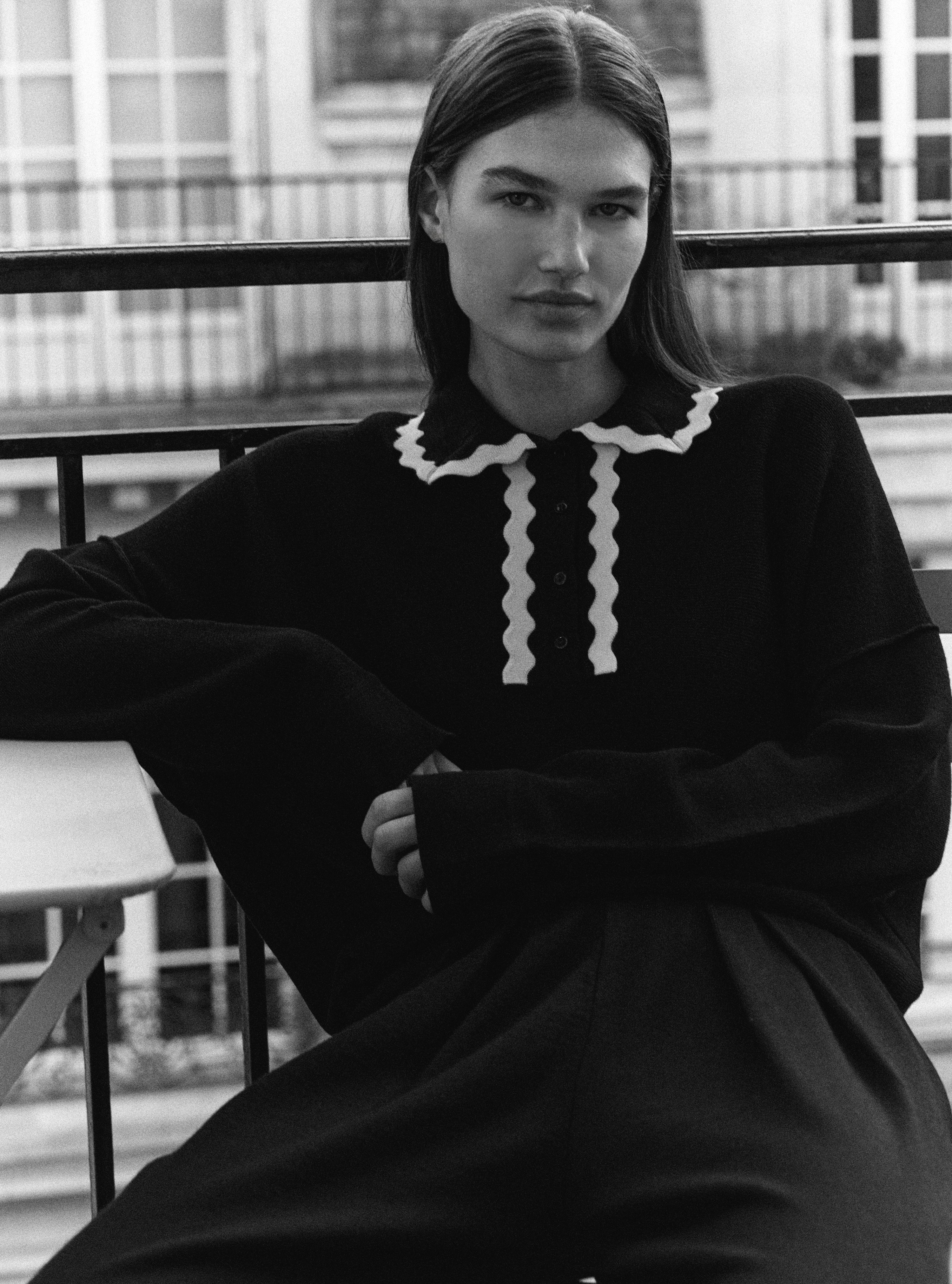 Chemise maille col croquet noir profond-naturel - Vêtement en maille de luxe Molli