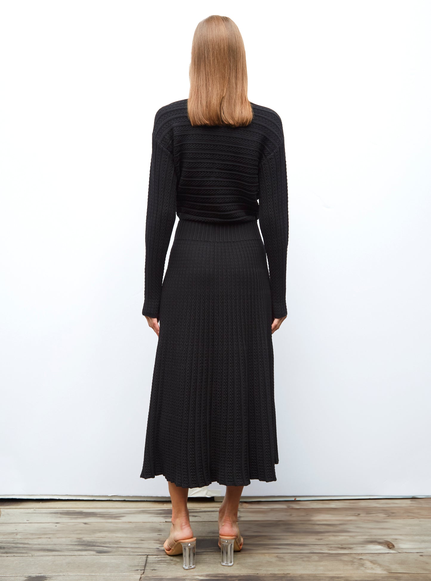 Robe longue en maille plissée - Vêtement de luxe femme