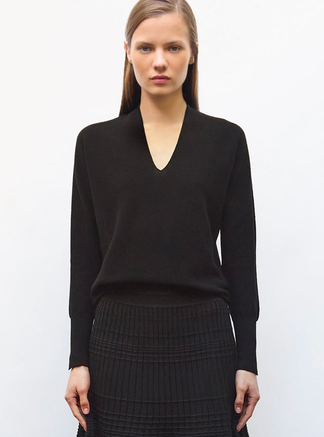 fine oversized top with v-neckline - Image principale