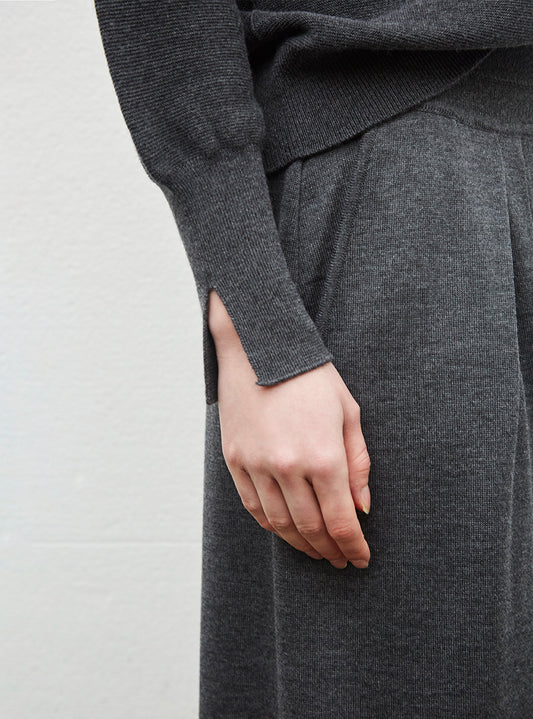 oversized slim top with stand-up collar