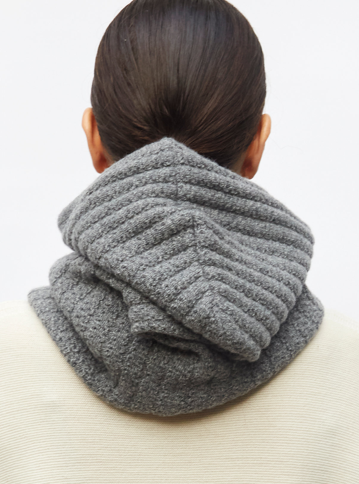 Cagoule en maille - Accessoire de luxe femme