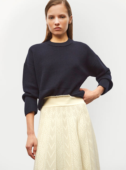 short sweater in wavy knit