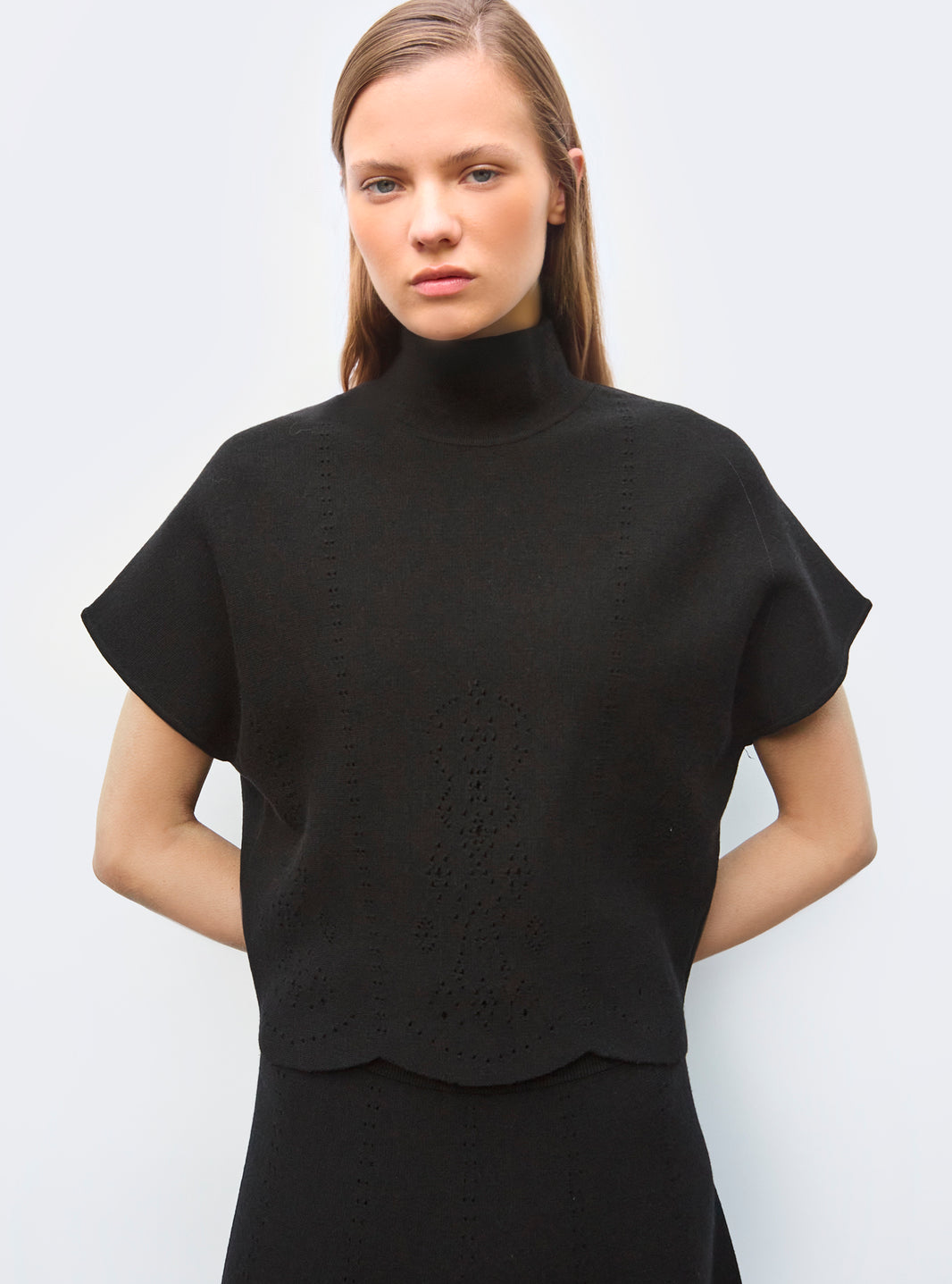 HR2010W RJ Classics Harmony Plus Mesh Show Coat - Black NEW HR2010W RJ Classics Harmony Plus Mesh Show Coat - Black NEW
