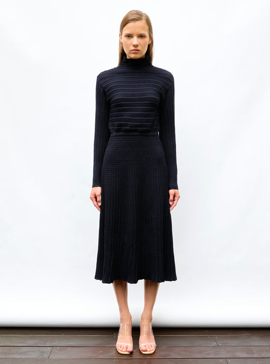 long dress in pleated knit