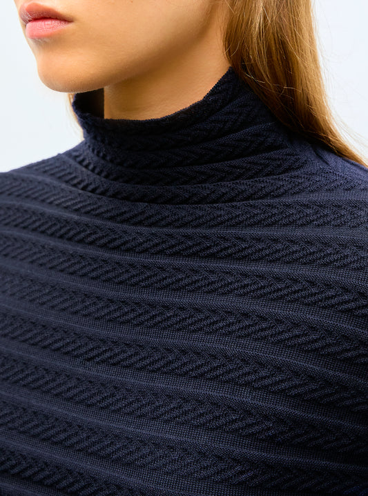 long dress in pleated knit