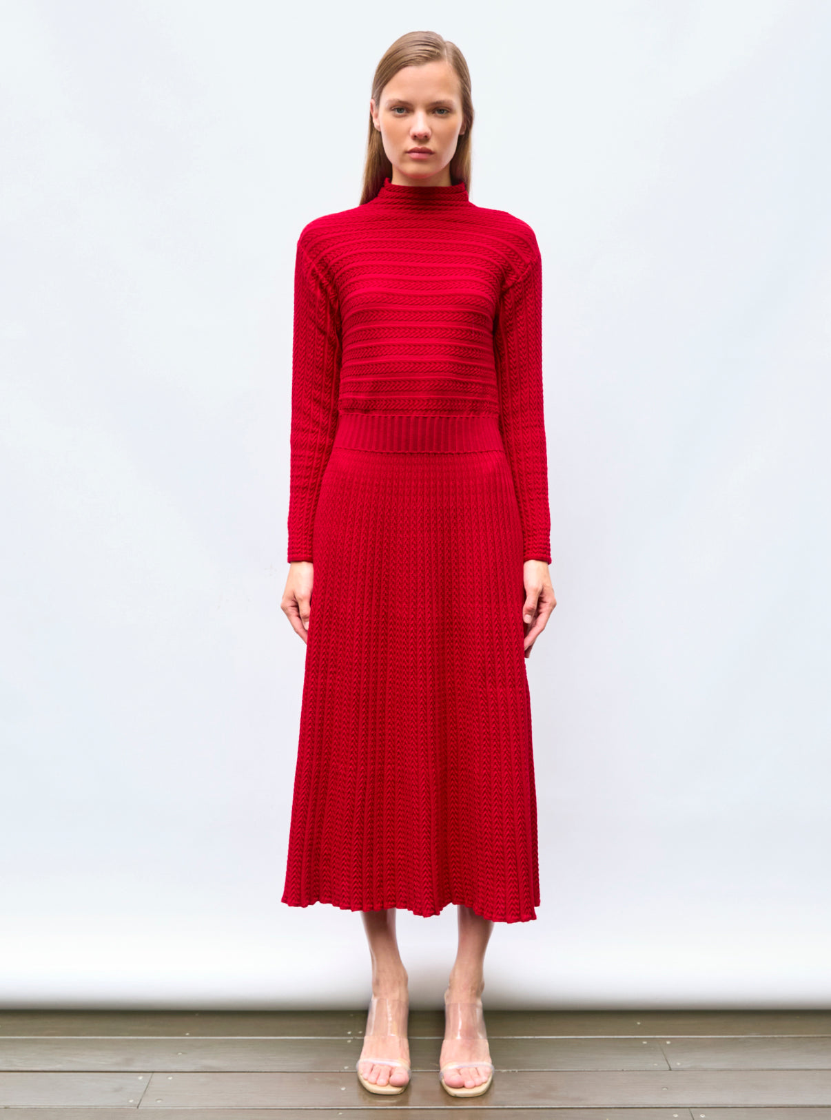 Long pleated knit dress Red lacquer