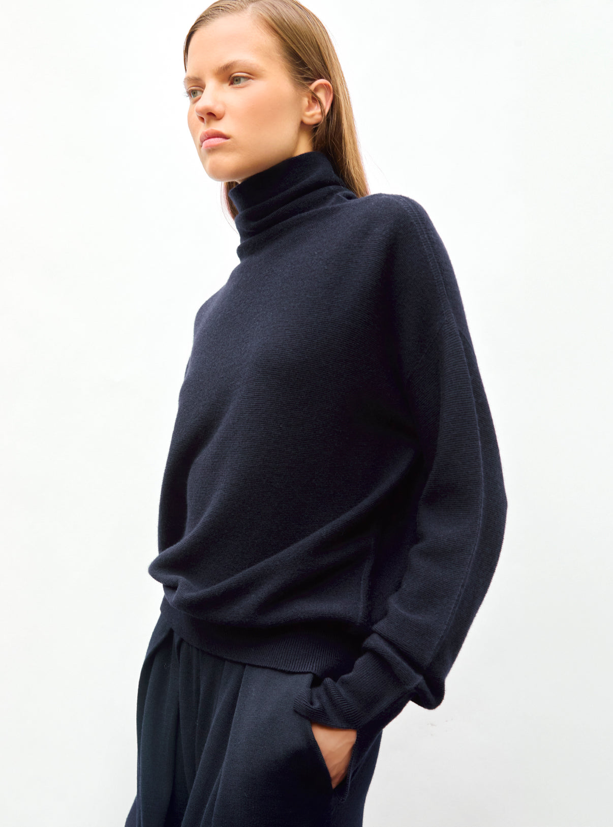Top fin oversize à col montant - Tops, blouses de luxe