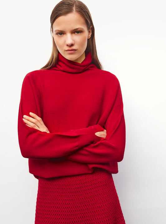 fine knit top with moss stitch high collar