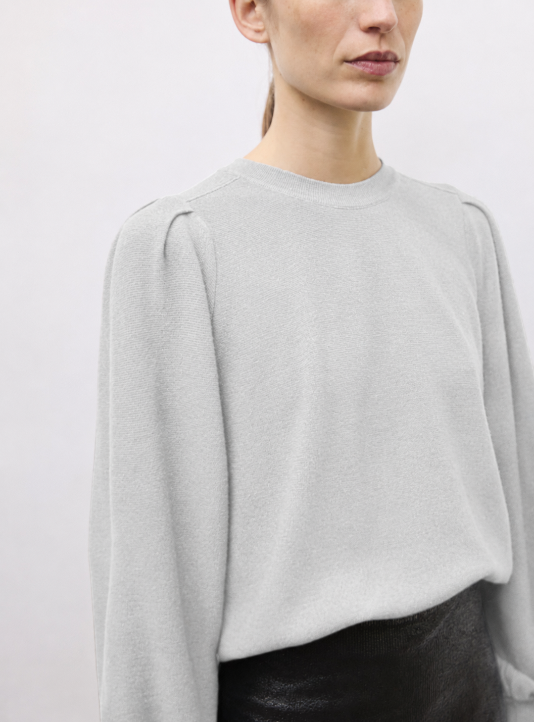 Pull en maille de luxe Molli - Pull fin manches froncées gris chine clair