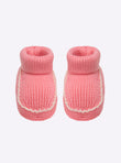 Chaussons bébé à finitions crochet