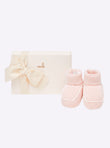 Baby slippers with crochet finishes