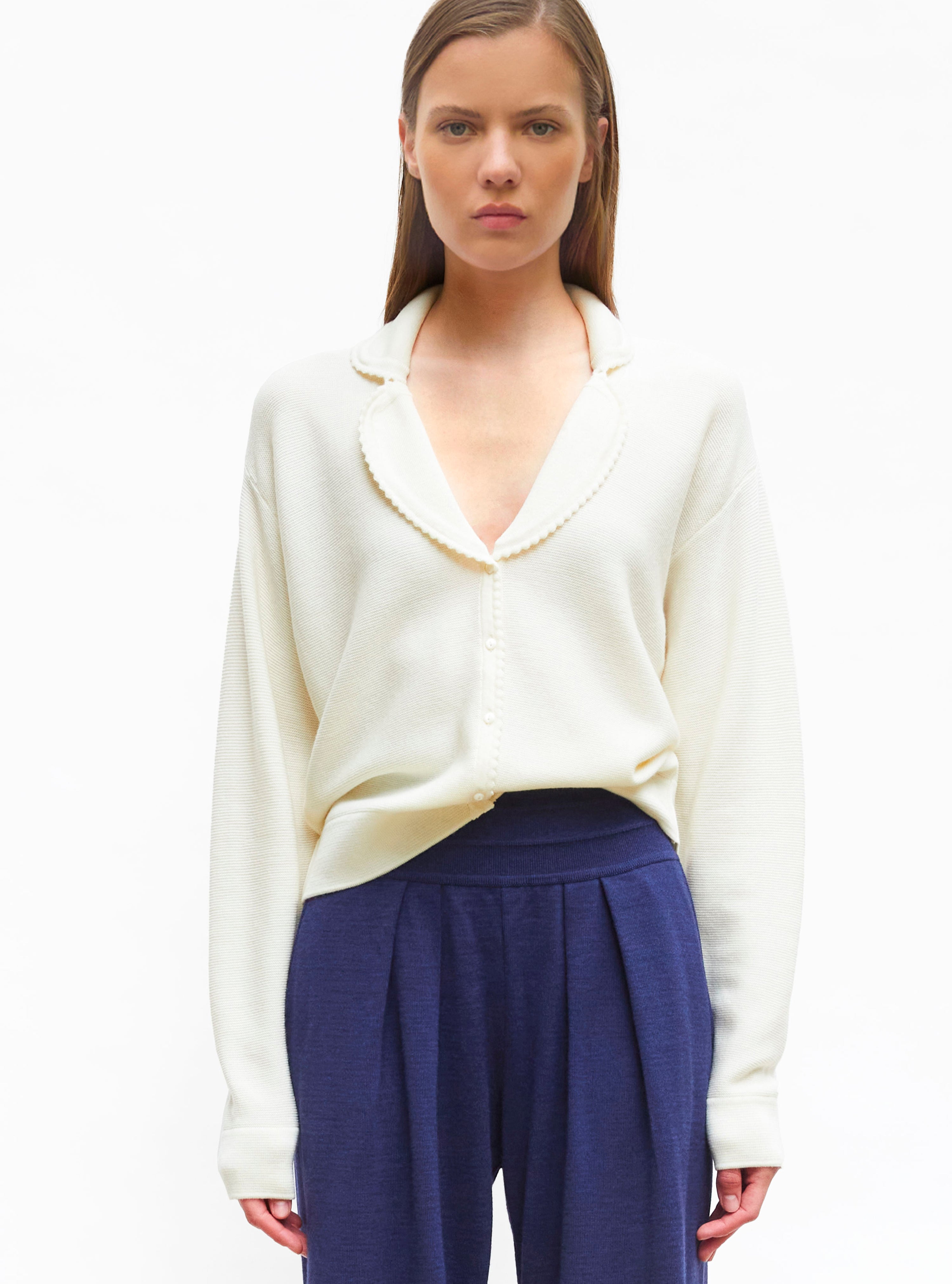 Chemise maille encolure v Naturel - Vêtement de luxe femme