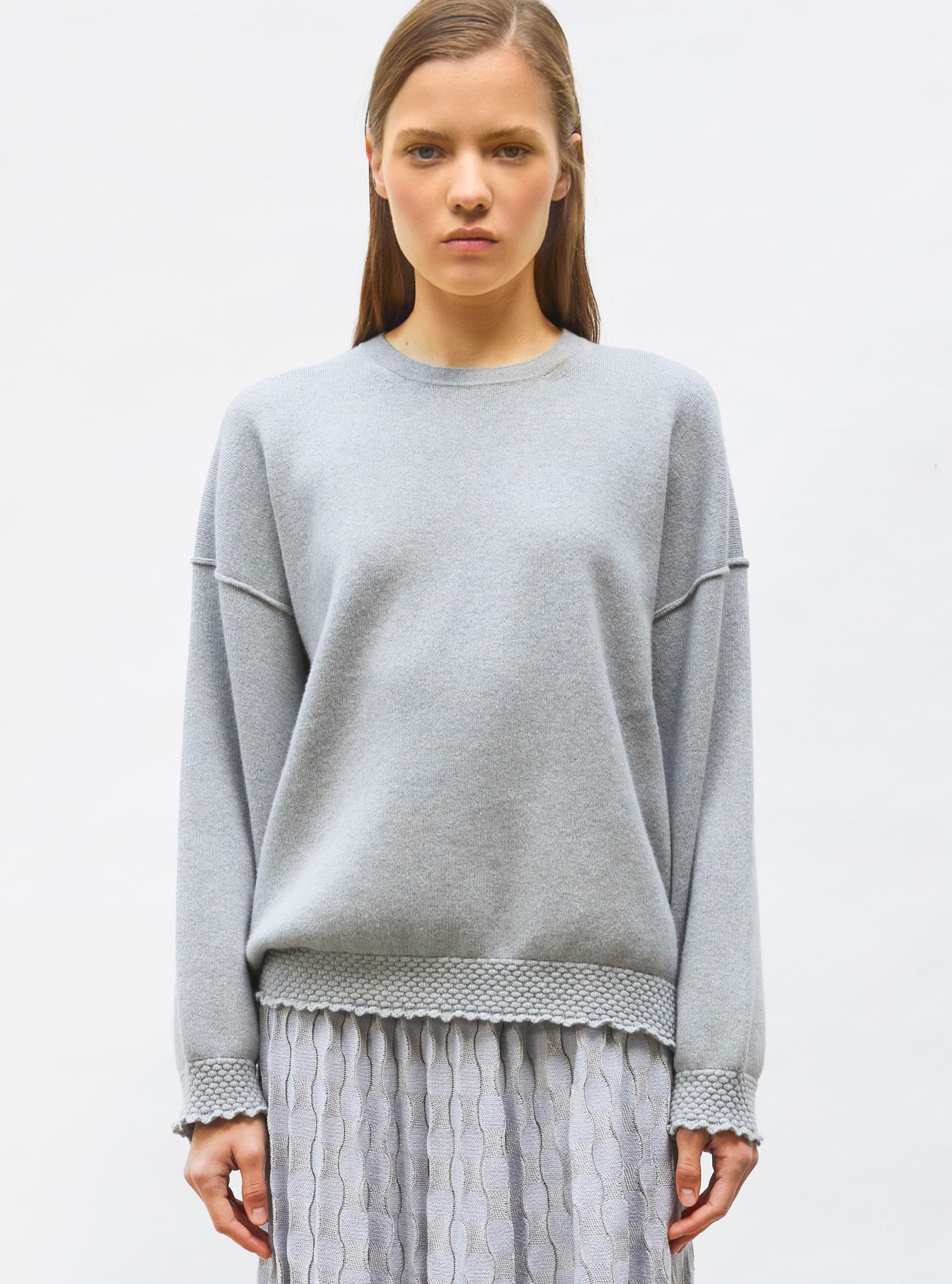Sweat loose finitions smockées gris souris - Vêtement en maille de luxe Molli