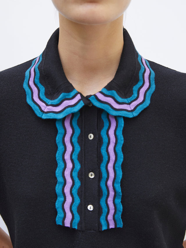 tops <em>discover</em> Molli