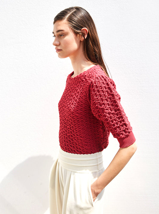 top en maille entrelacée