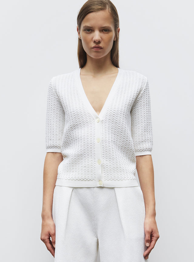 v-necked top in smocked knit - Image principale