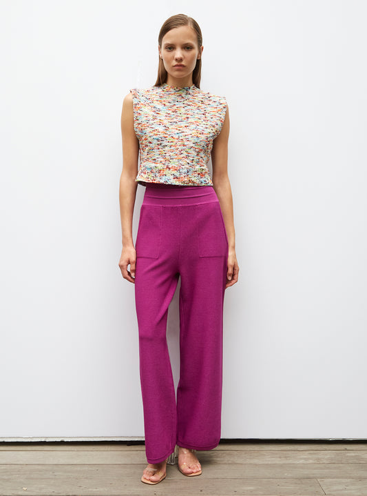 pants in silky knit