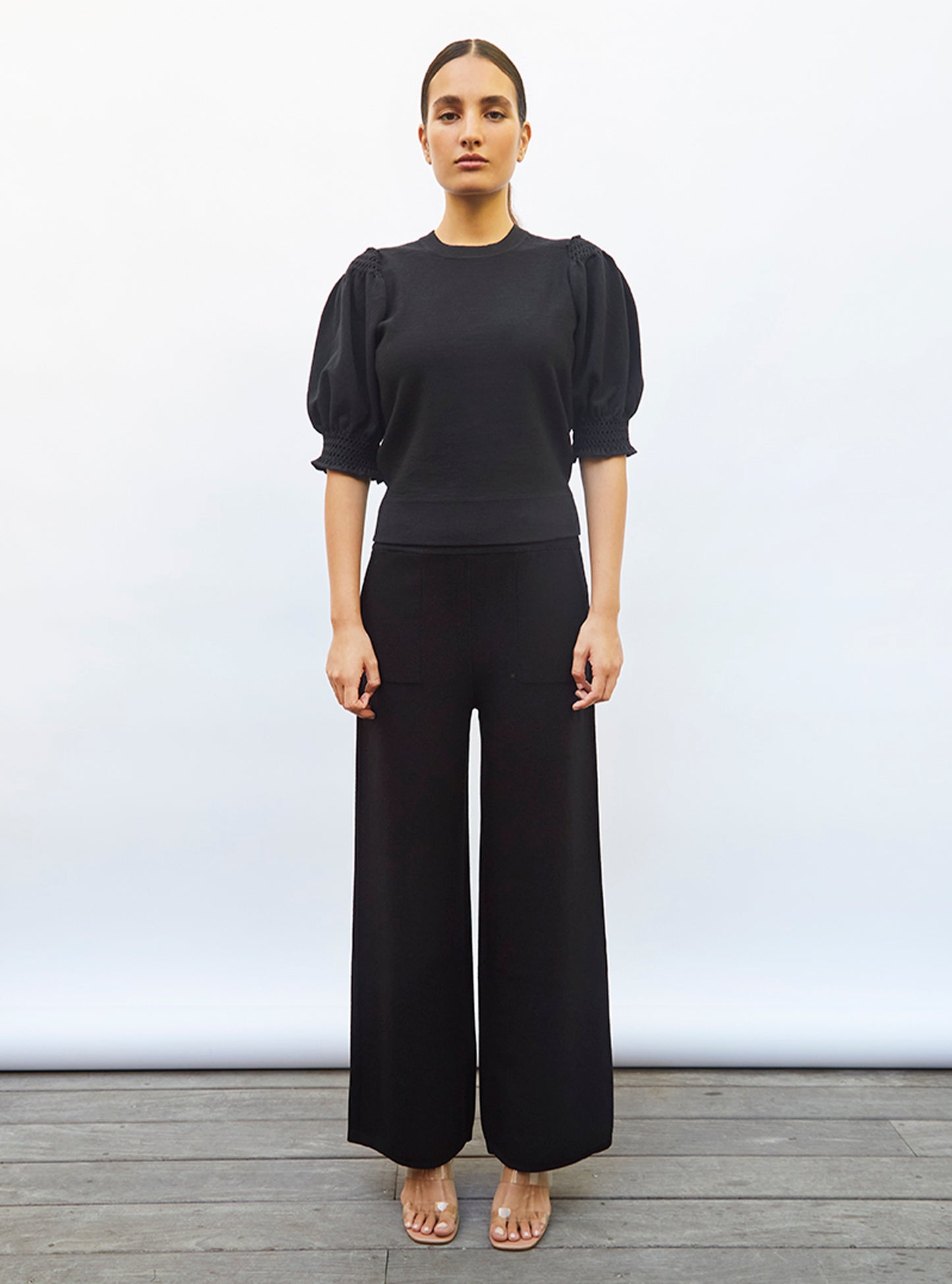 Tops de luxe femme - Top à détails en maille smockée