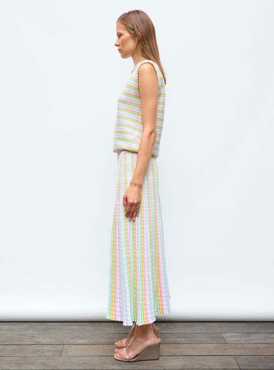 fluid skirt in an origami knit 