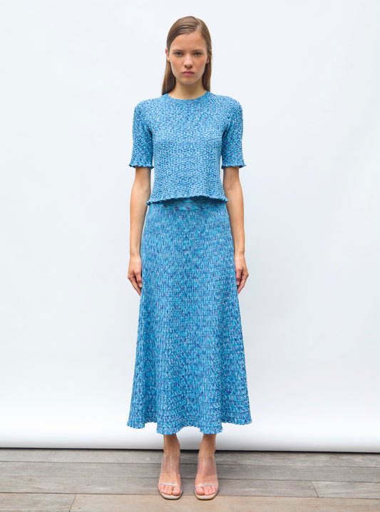 top in a flat ribbed knit