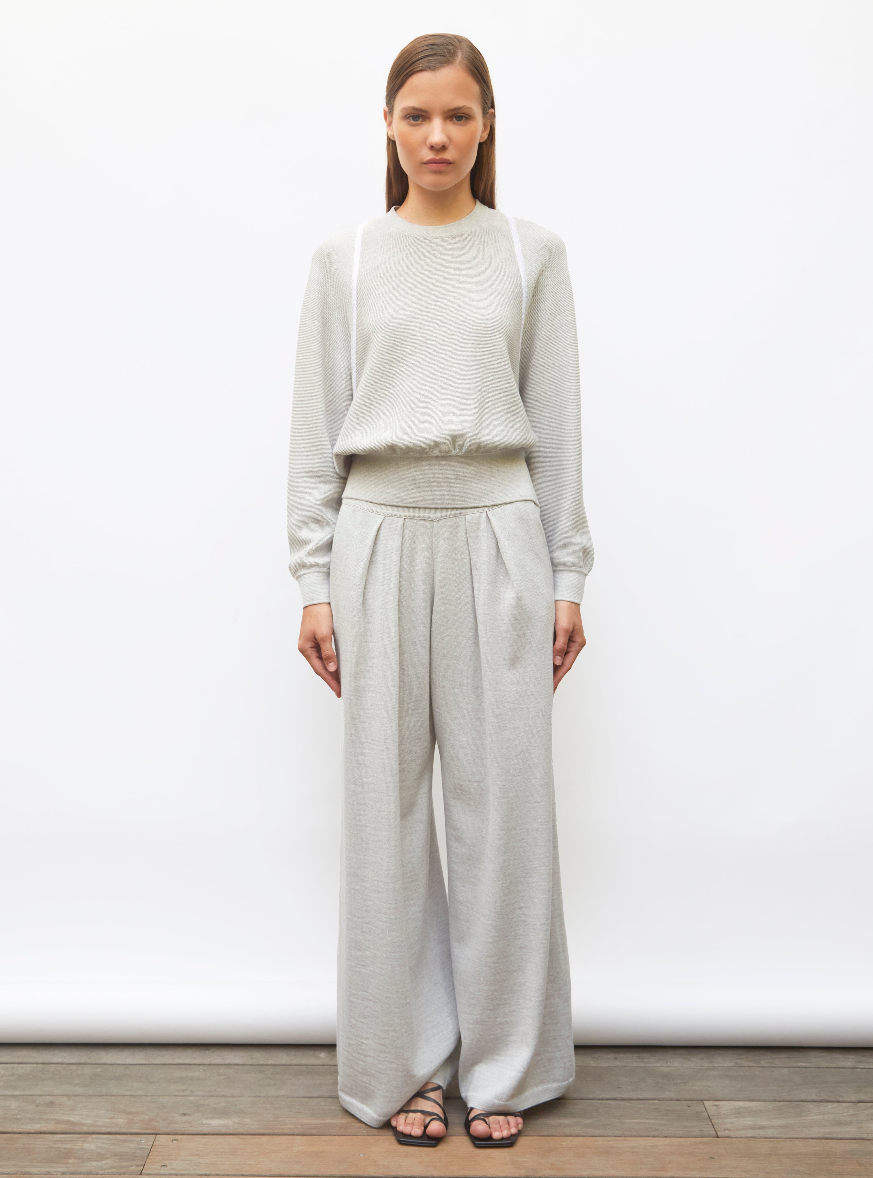 Haut gris manches longues femme Ann Taylor LOFT M Haut gris manches longues femme Ann Taylor LOFT M